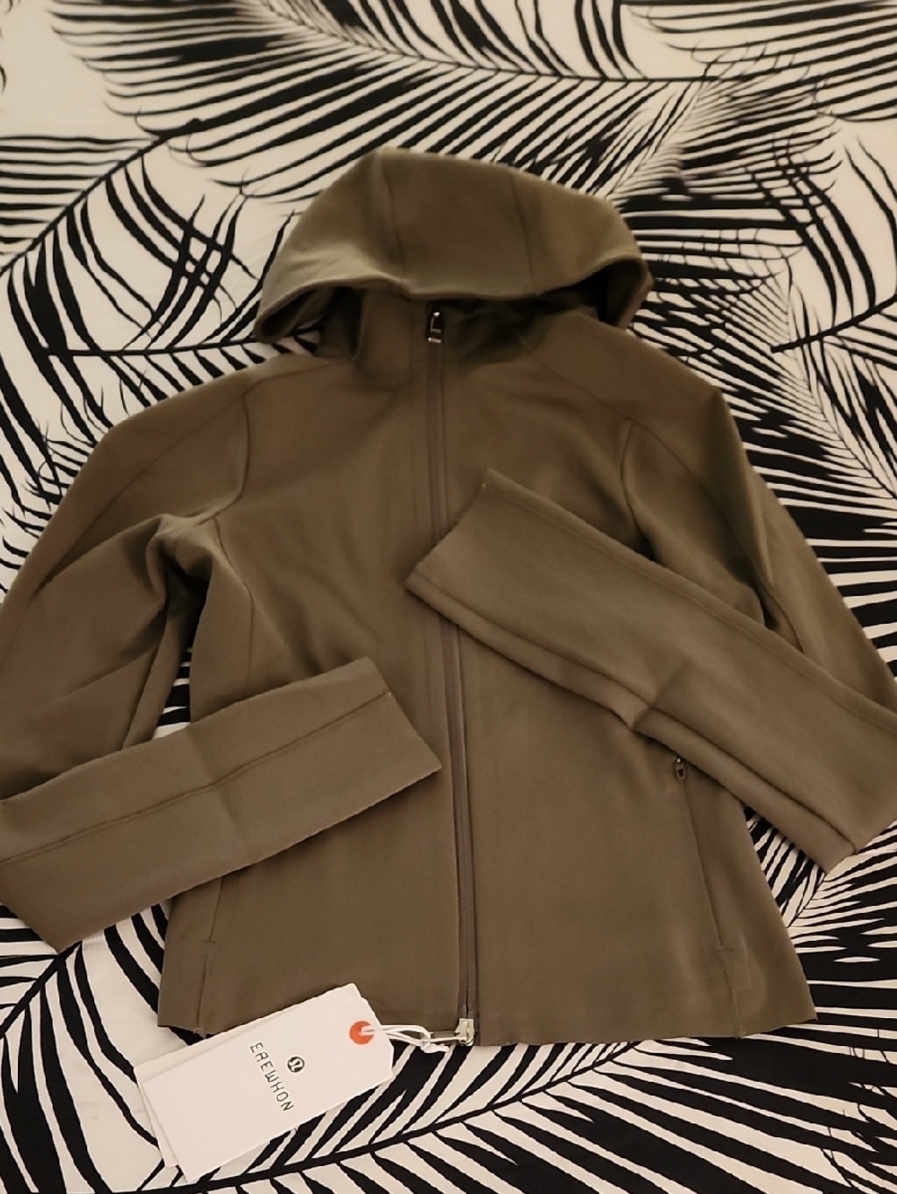 Lululemon X Erewhon SM Jacket